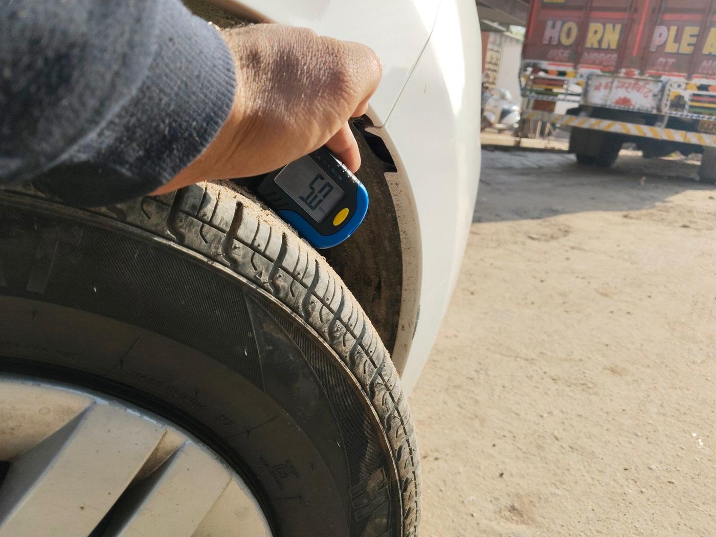2020 Maruti Alto LXI, Petrol, Manual, 55,979 km, tyre