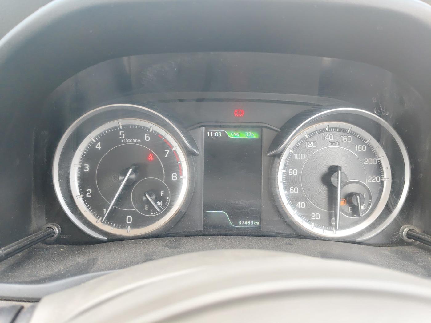 2022 Maruti Ertiga ZXI  CNG, Petrol, Manual, 37,433 km, interior