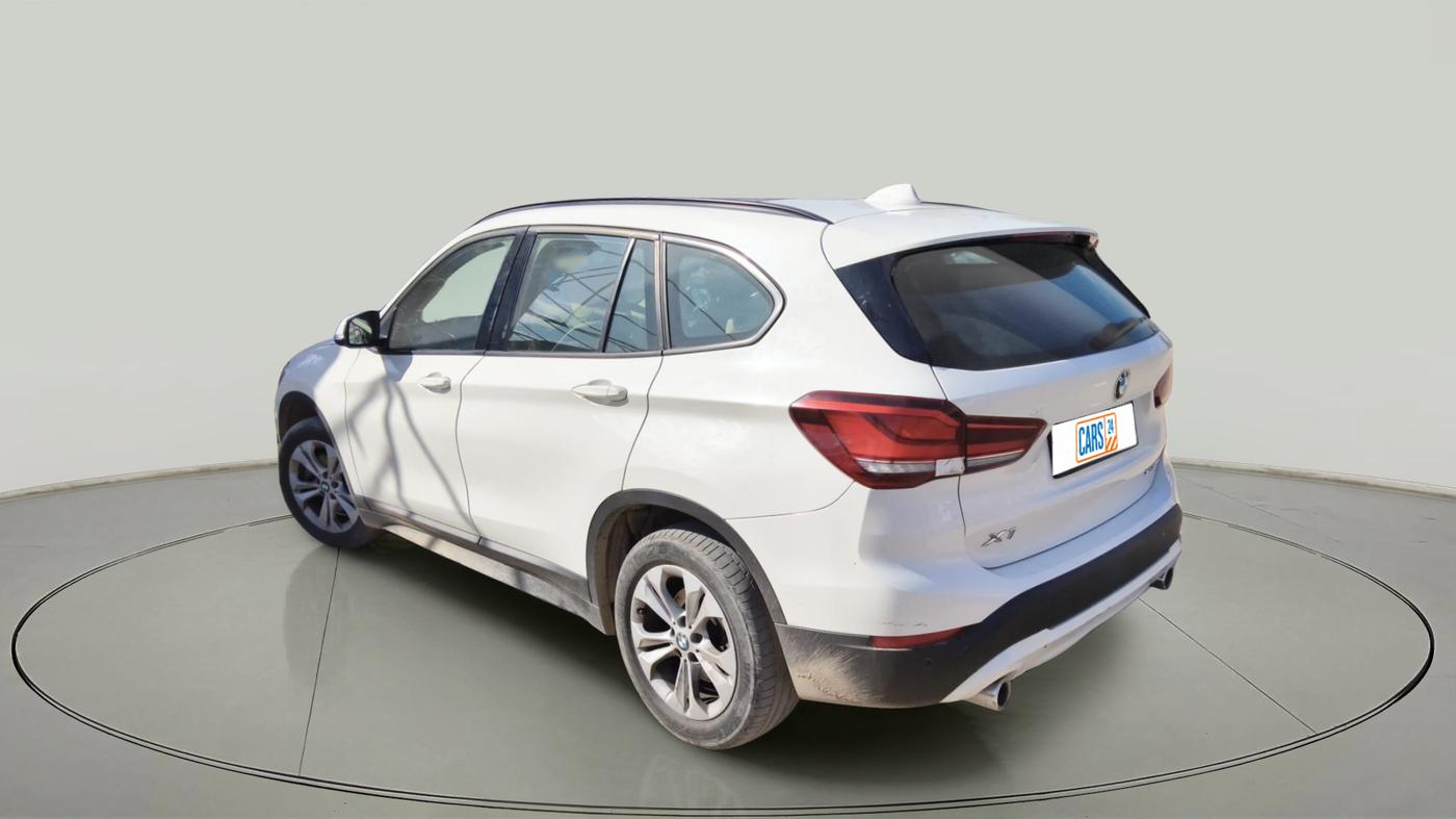 2021 BMW X1 SDRIVE 20i SPORTX, Petrol, Automatic, 60,000 km, exterior