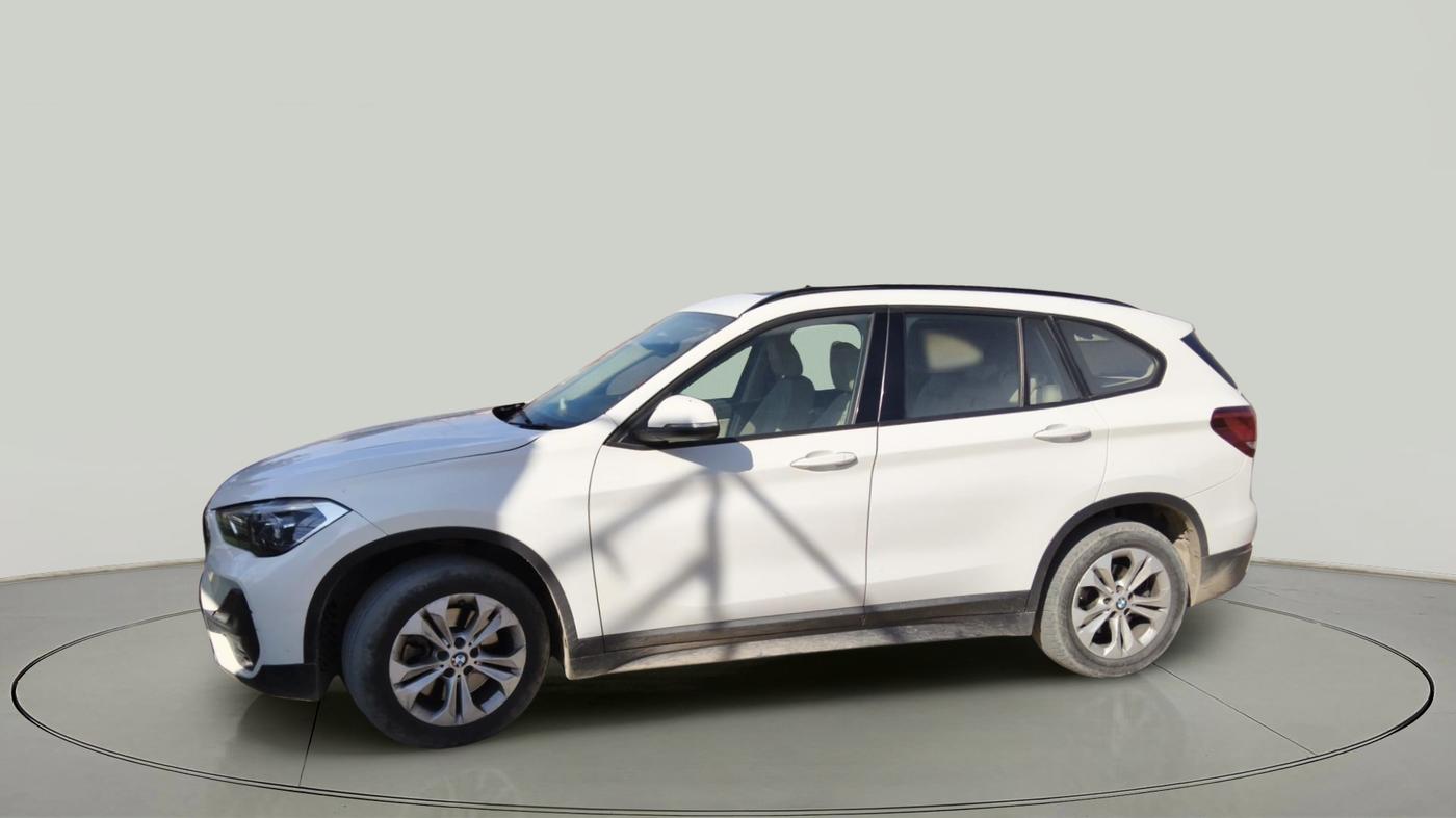2021 BMW X1 SDRIVE 20i SPORTX, Petrol, Automatic, 60,000 km, exterior