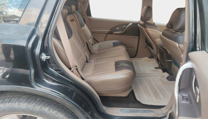 2012 Mahindra XUV500 W8, Diesel, Manual, 95,929 km, interior