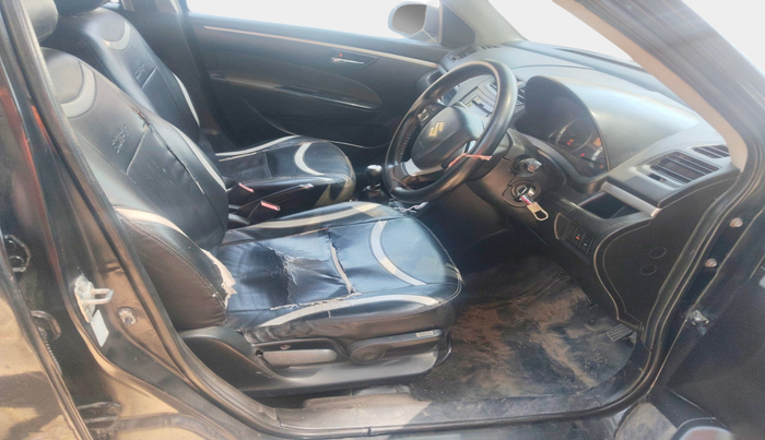 2014 Maruti Swift ZDI, Diesel, Manual, 1,60,716 km, interior