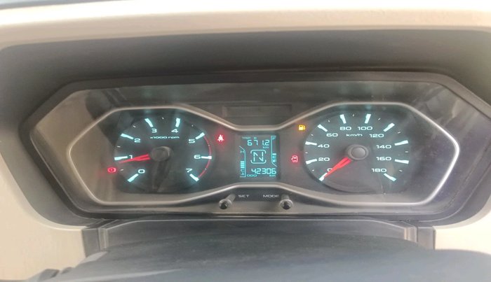 2022 Mahindra SCORPIO CLASSIC S11 MT 7S CC, Diesel, Manual, 42,306 km, interior