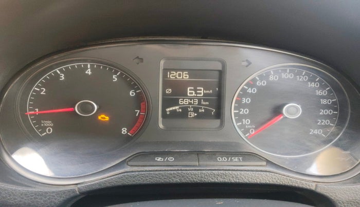 2018 Volkswagen Ameo HIGHLINE PLUS 1.0L 16 ALLOY, Petrol, Manual, 68,431 km, interior