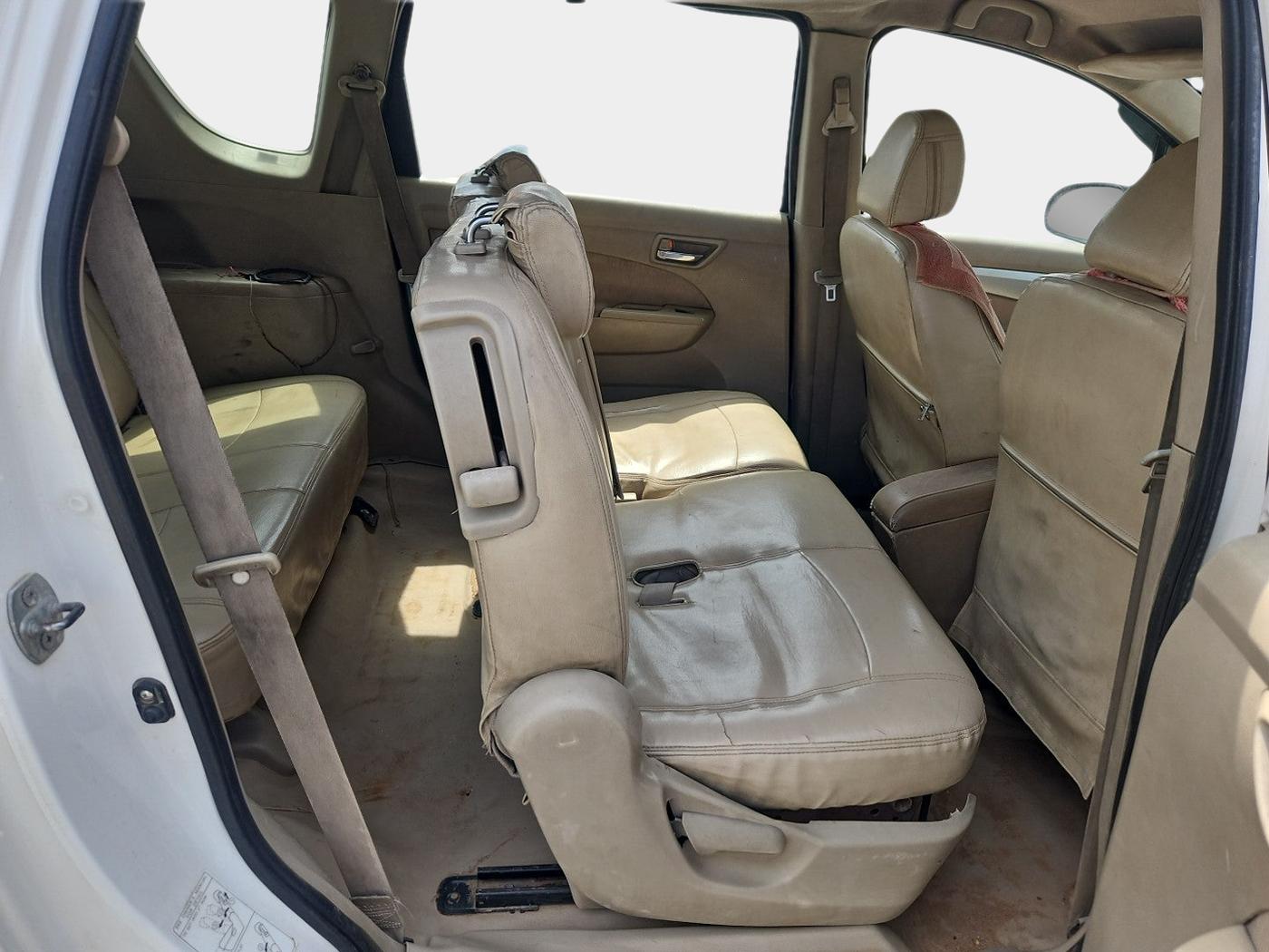 2012 Maruti Ertiga VDI, Diesel, Manual, 2,24,566 km, interior