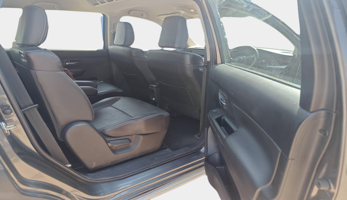 2022 Maruti XL6 ALPHA PLUS MT, Petrol, Manual, 25,494 km, interior