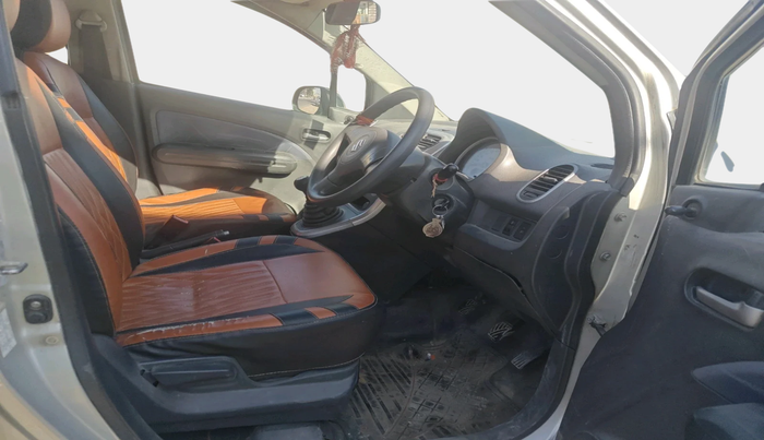 2010 Maruti Ritz VDI, Diesel, Manual, 82,714 km, interior