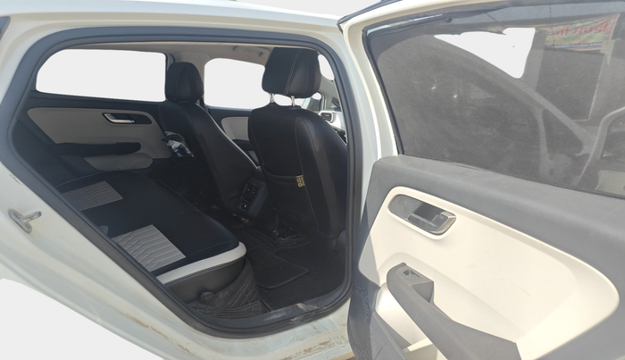 2023 Tata ALTROZ XZ DIESEL, Diesel, Manual, 60,831 km, interior