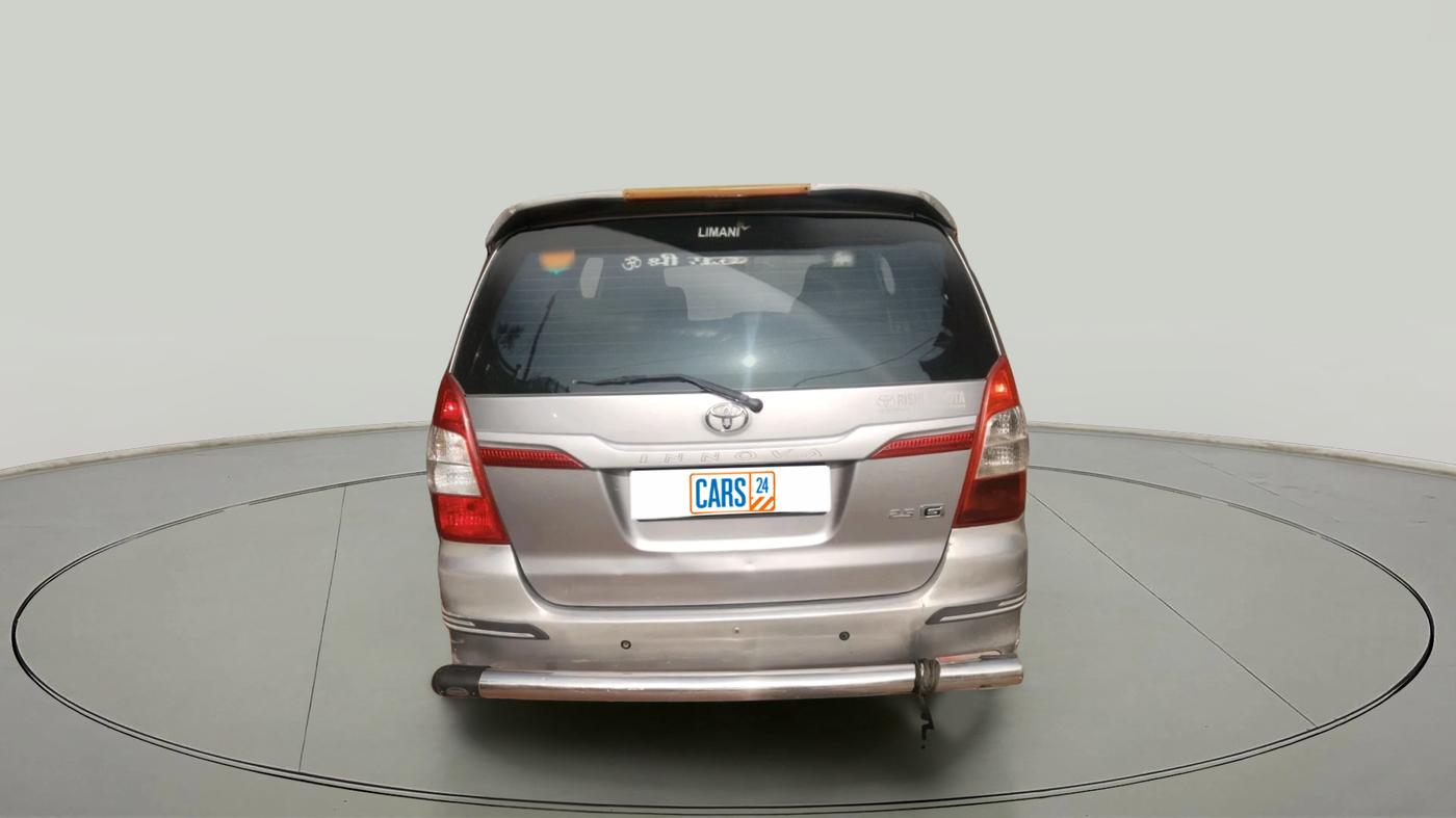 2016 Toyota Innova 2.5 GX 7 STR, Diesel, Manual, 2,15,593 km, exterior