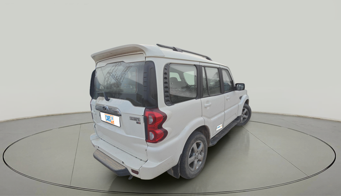 2016 Mahindra Scorpio S10, Diesel, Manual, 60,985 km, exterior