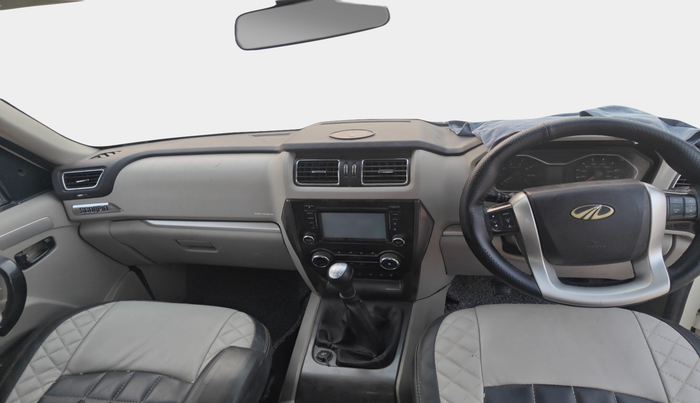2016 Mahindra Scorpio S10, Diesel, Manual, 60,985 km, interior