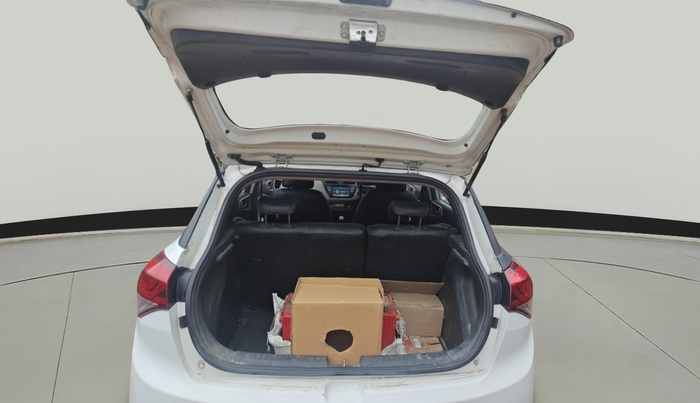 2015 Hyundai Elite i20 ASTA 1.4 CRDI (O), Diesel, Manual, 1,06,471 km, exterior