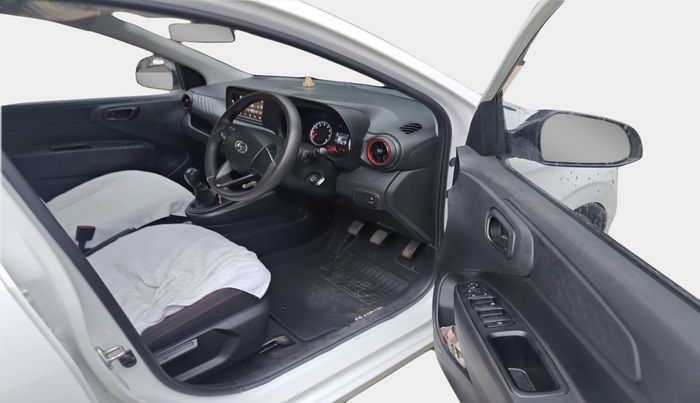 2022 Hyundai GRAND I10 NIOS MAGNA CORPORATE EDITION 1.2 KAPPA VTVT, Petrol, Manual, 21,146 km, interior