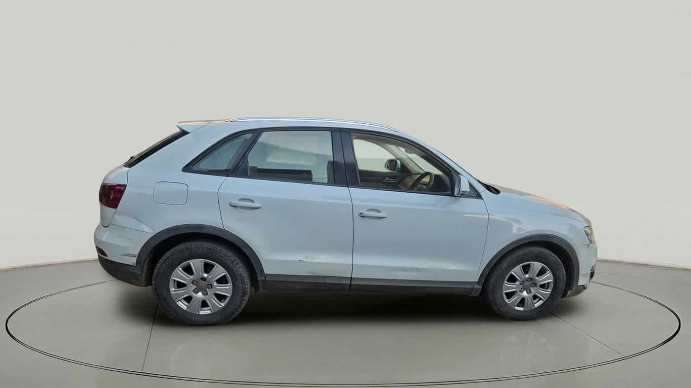2015 Audi Q3 35 TDI Quattro, Diesel, Automatic, 1,63,223 km, exterior