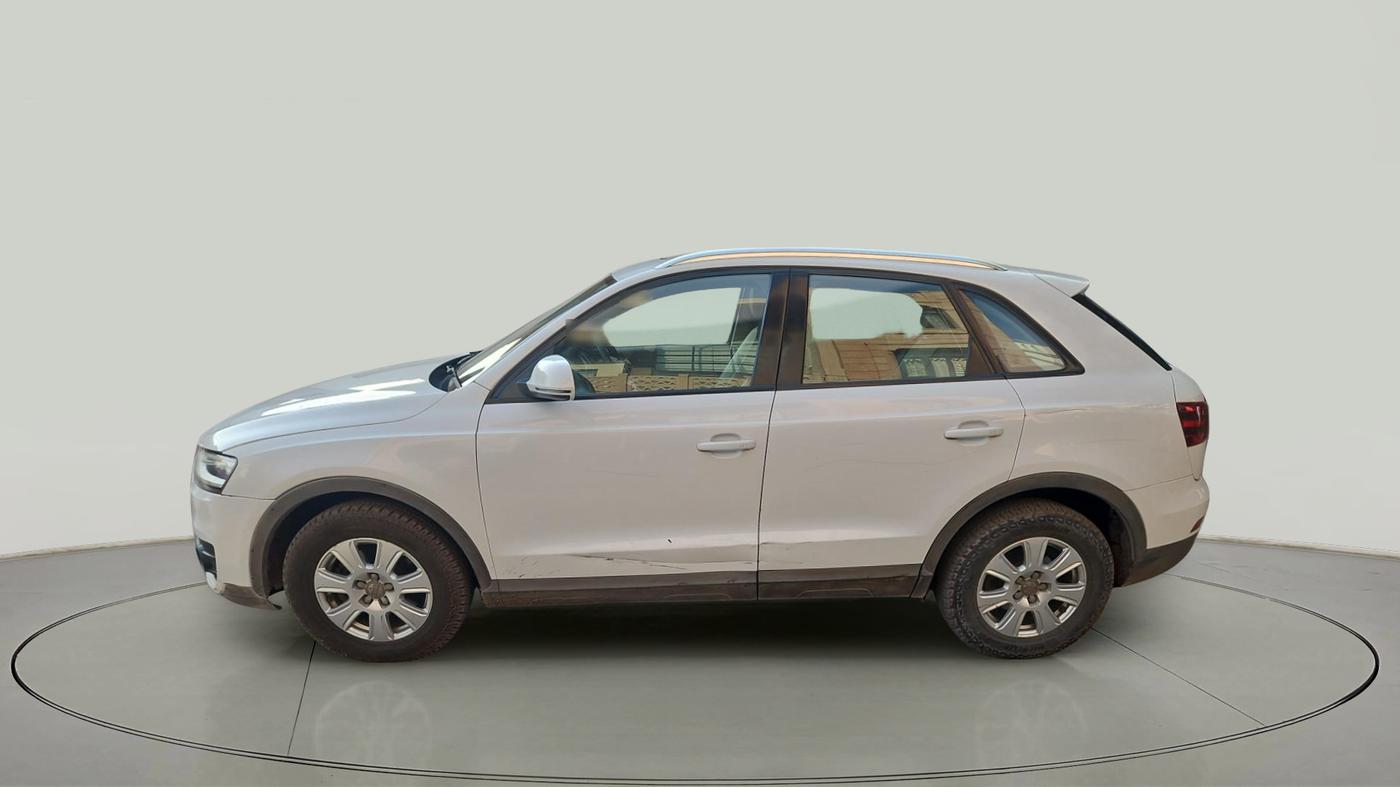 2015 Audi Q3 35 TDI Quattro, Diesel, Automatic, 1,63,223 km, exterior