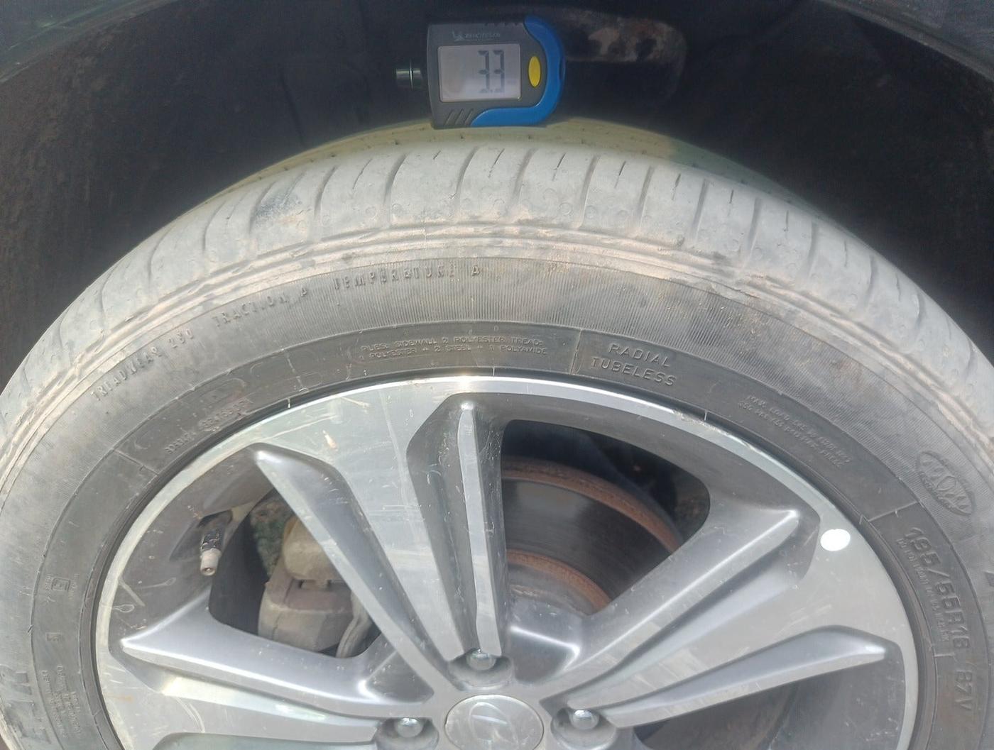 2018 Hyundai Verna 1.6 CRDI SX + AT, Diesel, Automatic, 73,903 km, tyre