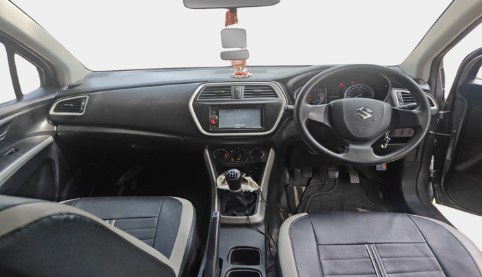 2017 Maruti S Cross SIGMA 1.3, Diesel, Manual, 1,27,755 km, interior