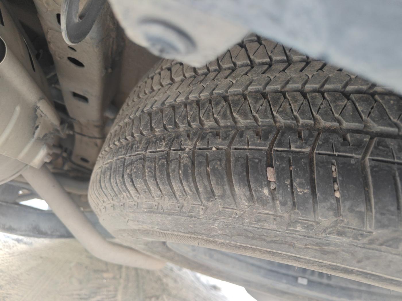 2021 Mahindra XUV500 W7, Diesel, Manual, 1,07,367 km, tyre
