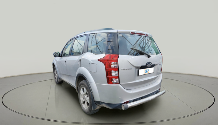 2015 Mahindra XUV500 W8, Diesel, Manual, 1,07,885 km, exterior