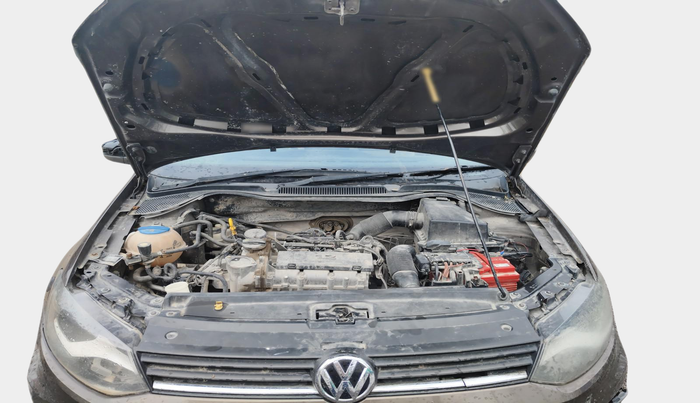 2016 Volkswagen Ameo TRENDLINE 1.2L, Petrol, Manual, 1,38,806 km, exterior