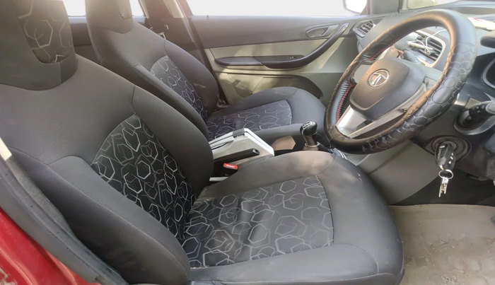 2017 Tata Tiago XT DIESEL, Diesel, Manual, 86,602 km, interior
