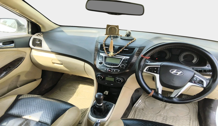 2011 Hyundai Verna FLUIDIC 1.6 VTVT SX, Petrol, Manual, 76,381 km, interior