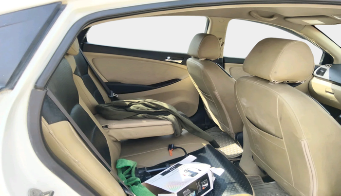 2011 Hyundai Verna FLUIDIC 1.6 VTVT SX, Petrol, Manual, 76,381 km, interior