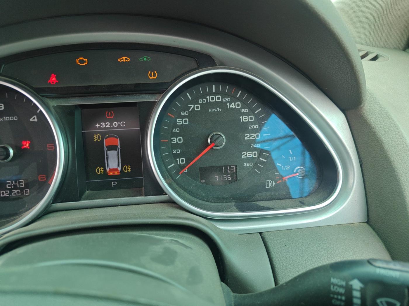 2014 Audi Q7 3.0 TDI QUATTRO, Diesel, Automatic, 71,500 km, interior