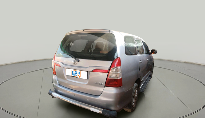 2015 Toyota Innova 2.5 GX 7 STR, Diesel, Manual, 1,31,297 km, exterior