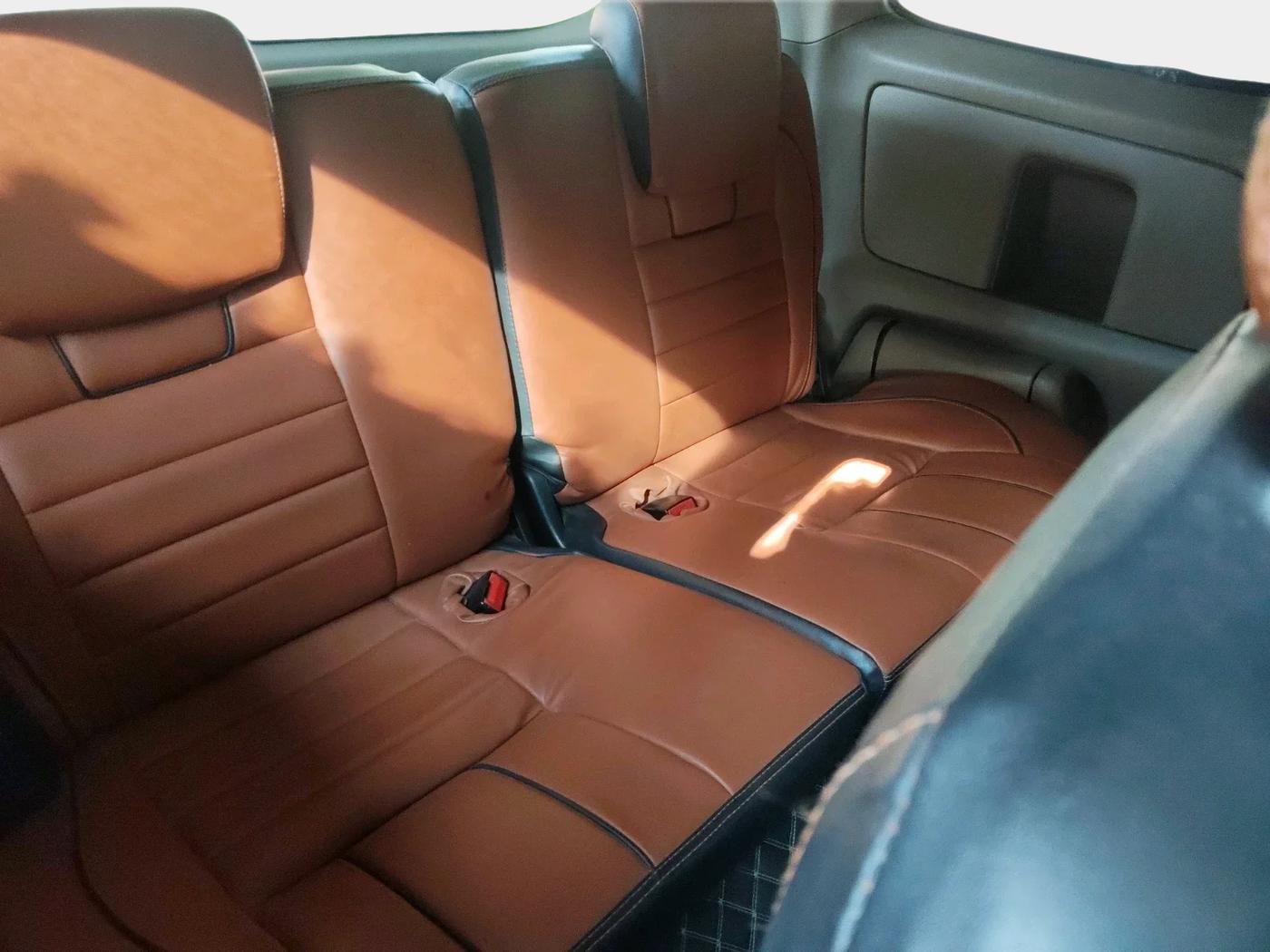 2015 Toyota Innova 2.5 GX 7 STR, Diesel, Manual, 1,31,297 km, interior