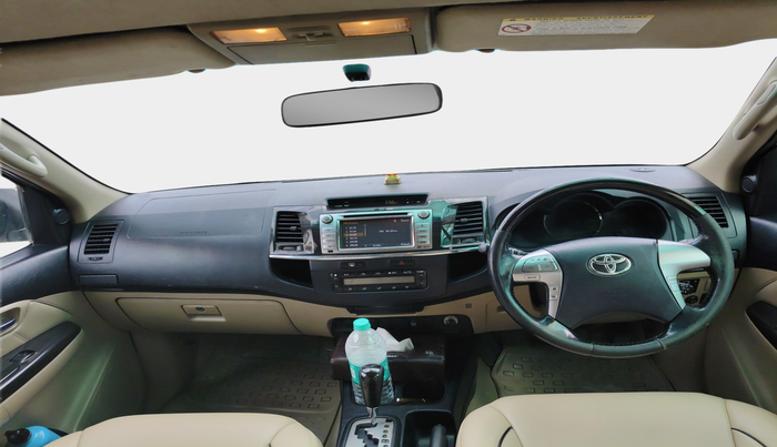 2014 Toyota Fortuner 3.0 4X2 AT, Diesel, Automatic, 2,41,088 km, interior