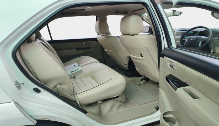 2014 Toyota Fortuner 3.0 4X2 AT, Diesel, Automatic, 2,41,088 km, interior