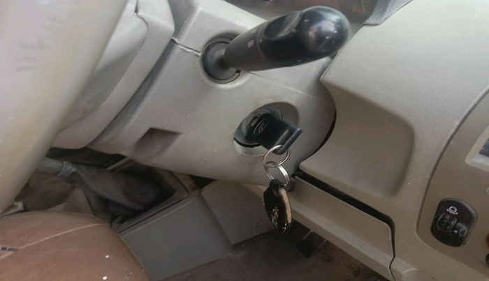 2012 Mahindra Bolero LX BS-III, Diesel, Manual, 2,08,757 km, interior