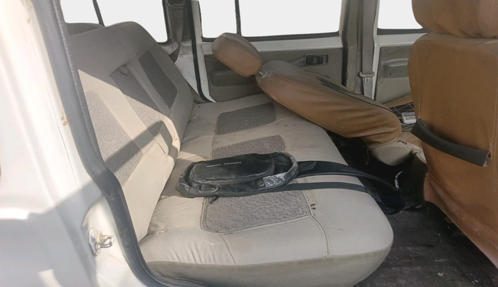 2012 Mahindra Bolero LX BS-III, Diesel, Manual, 2,08,757 km, interior