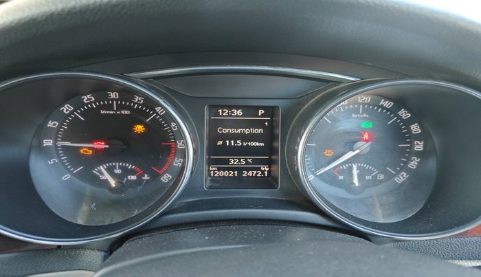 2012 Skoda Superb ELEGANCE 2.0 TDI CR AT, Diesel, Automatic, 1,20,021 km, interior