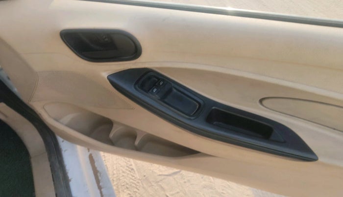 2015 Ford Figo Aspire AMBIENTE 1.5 DIESEL, Diesel, Manual, 1,91,615 km, interior