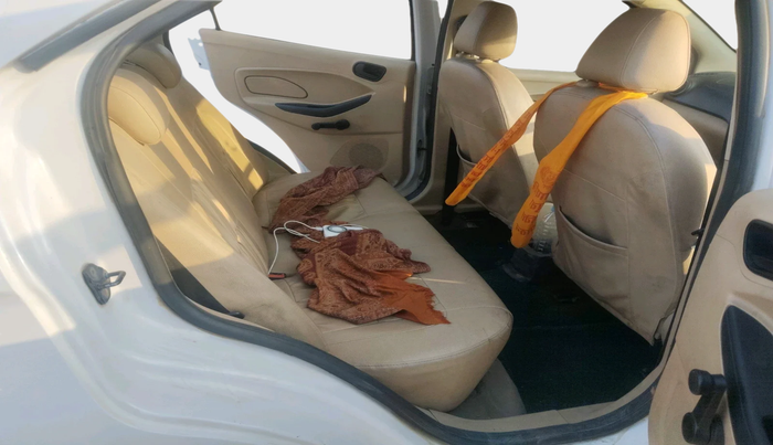 2015 Ford Figo Aspire AMBIENTE 1.5 DIESEL, Diesel, Manual, 1,91,615 km, interior