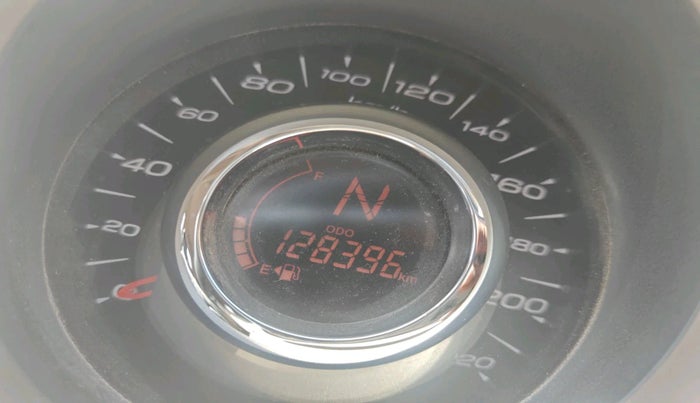 2012 Mahindra XUV500 W8, Diesel, Manual, 1,28,396 km, interior