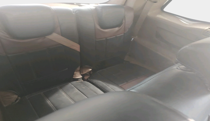 2012 Mahindra XUV500 W8, Diesel, Manual, 1,28,396 km, interior