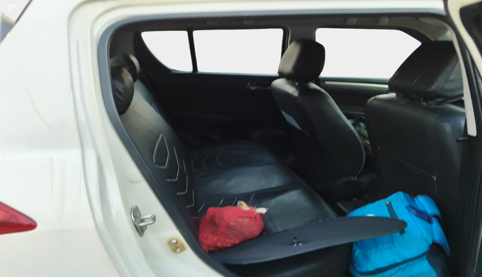 2011 Maruti Swift VXI, Petrol, Manual, 1,01,195 km, interior