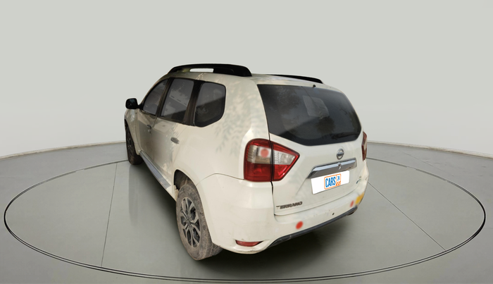 2015 Nissan Terrano XE (D), Diesel, Manual, 2,25,872 km, exterior