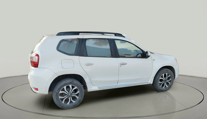 2015 Nissan Terrano XE (D), Diesel, Manual, 2,25,872 km, exterior