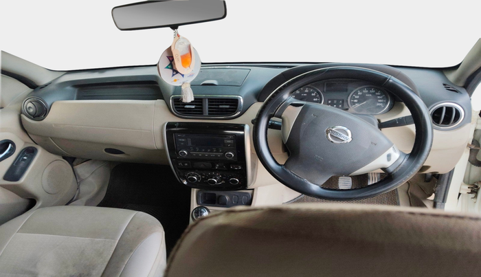 2015 Nissan Terrano XE (D), Diesel, Manual, 2,25,872 km, interior