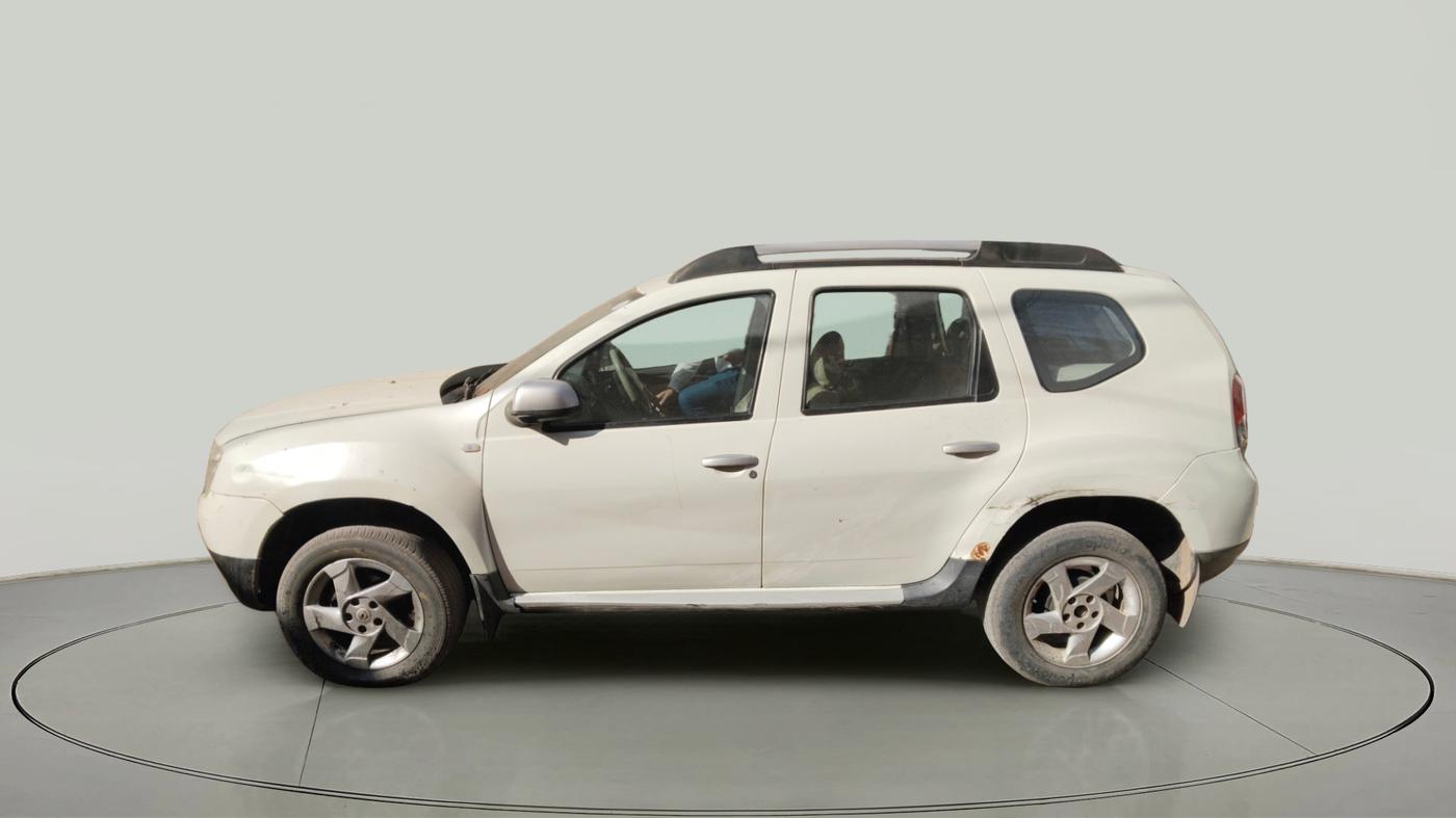 2013 Renault Duster 110 PS RXZ DIESEL, Diesel, Manual, 92,375 km, exterior
