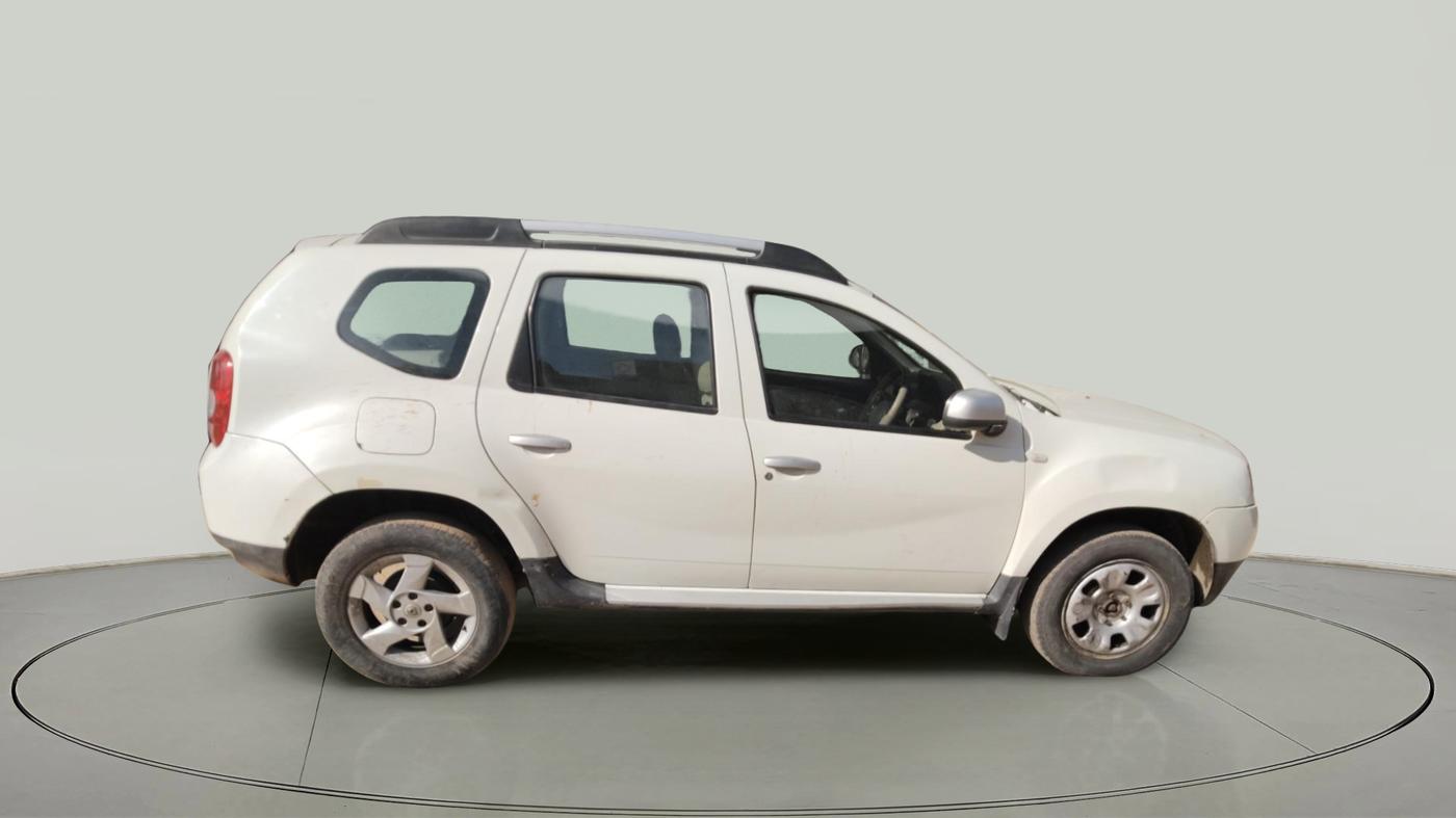 2013 Renault Duster 110 PS RXZ DIESEL, Diesel, Manual, 92,375 km, exterior