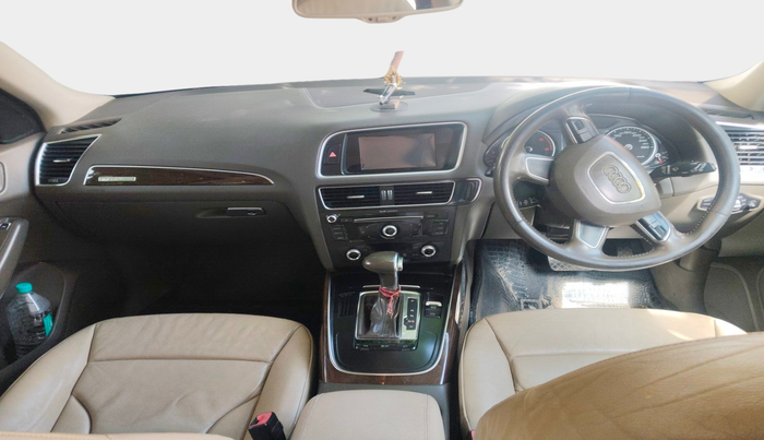 2015 Audi Q5 2.0 TDI quattro Premium, Diesel, Automatic, 1,23,934 km, interior