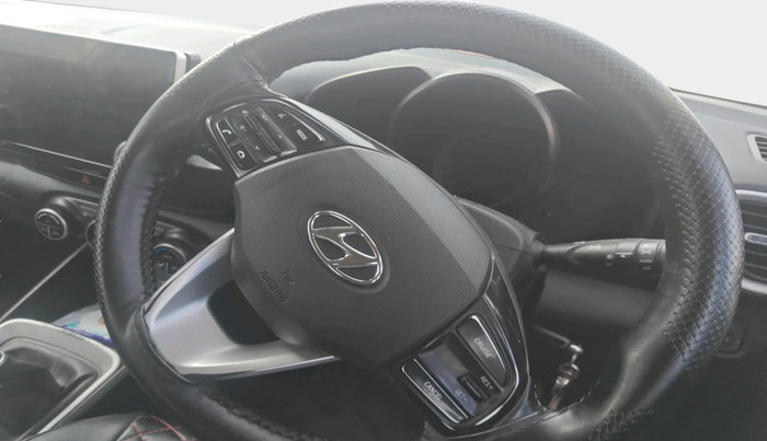 2020 Hyundai VENUE SX 1.5 CRDI, Diesel, Manual, 1,62,017 km, interior