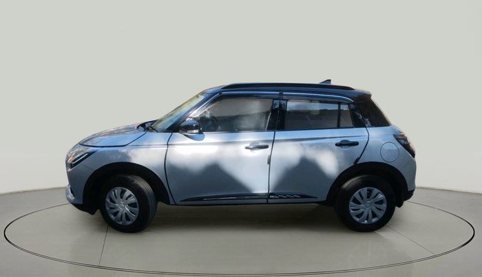 2025 Maruti Swift VXI 1.2L CNG, Petrol, Manual, 12,100 km, exterior
