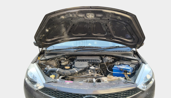 2017 Tata Tiago XT PETROL, Petrol, Manual, 91,107 km, exterior