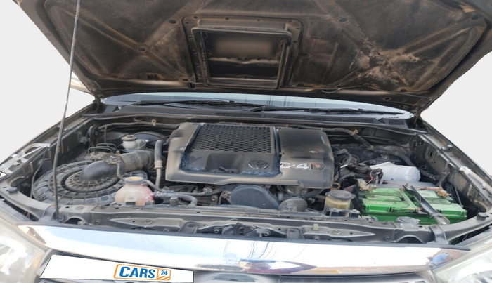 2010 Toyota Fortuner 3.0 4X4 MT, Diesel, Manual, 96,005 km, exterior